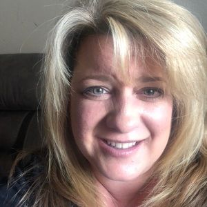 Meet your Posher, Tina